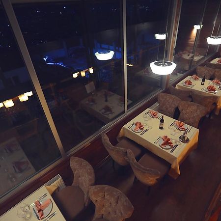 Hotel Pinocchio Priştine Dış mekan fotoğraf