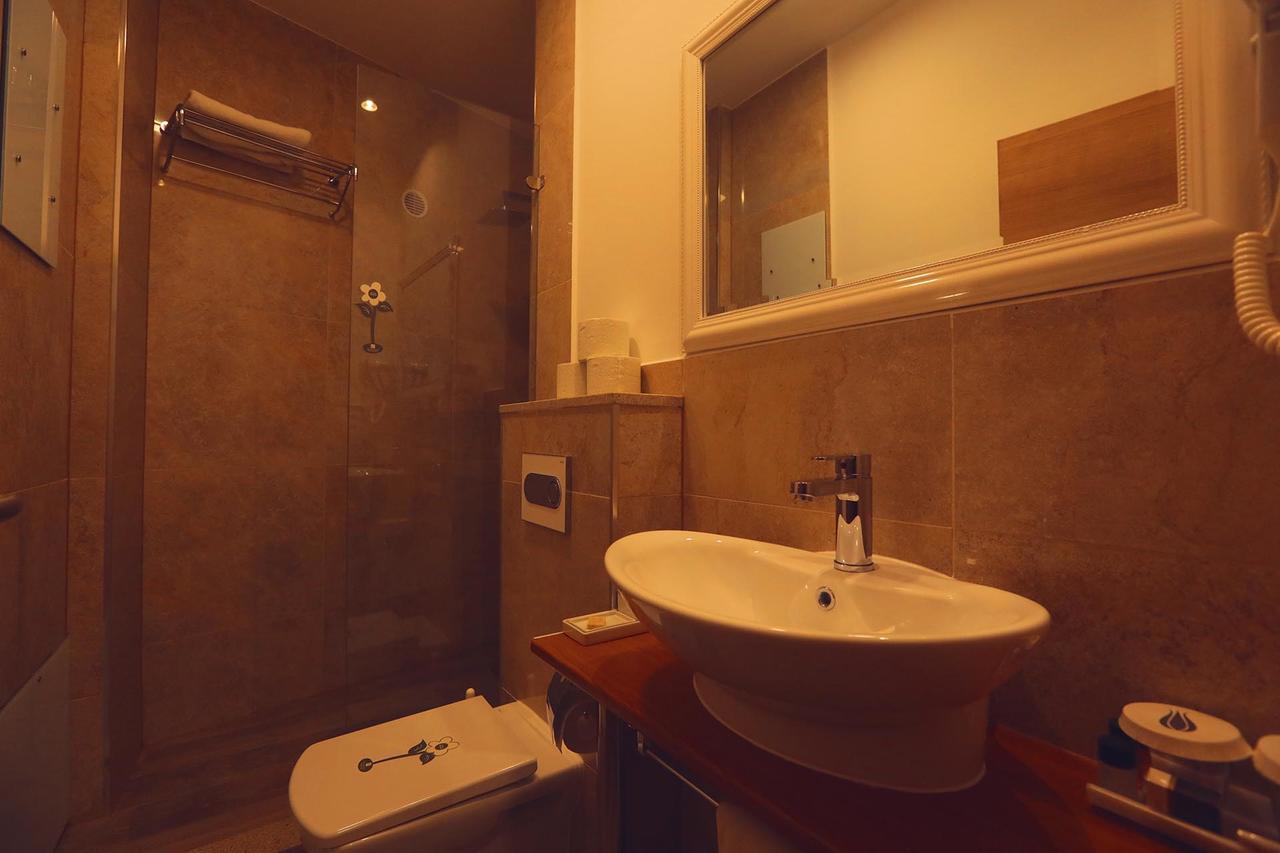 Hotel Pinocchio Priştine Dış mekan fotoğraf