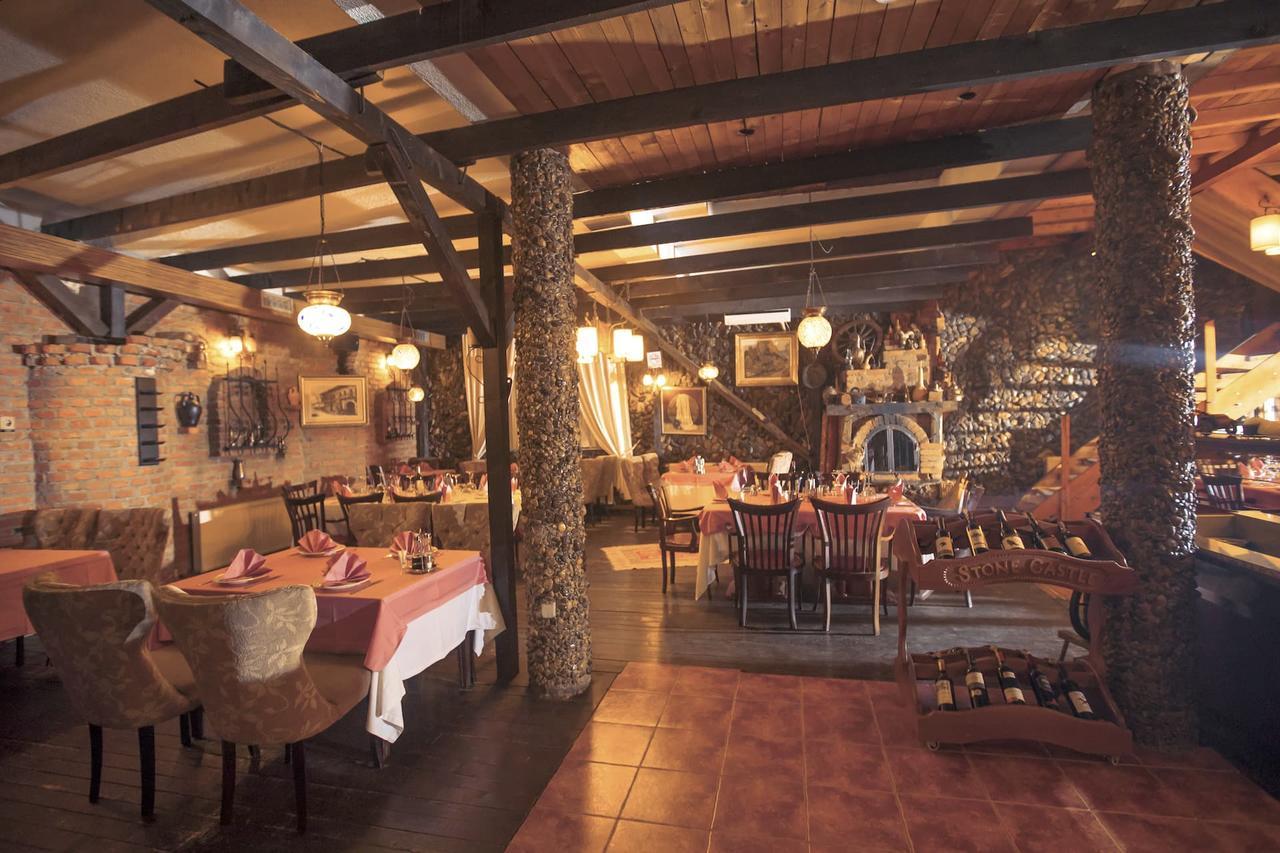 Hotel Pinocchio Priştine Dış mekan fotoğraf
